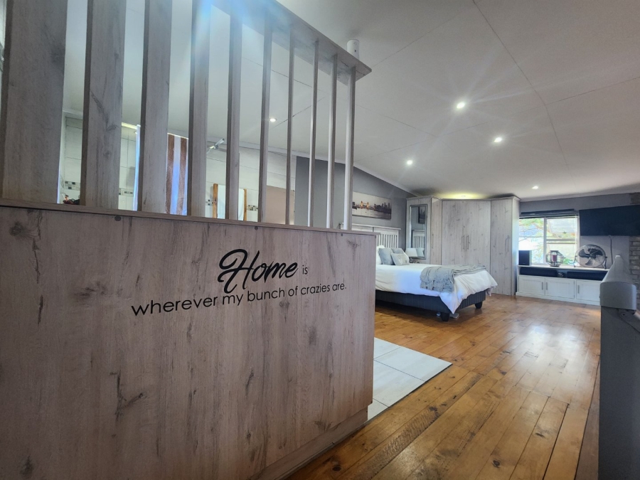 4 Bedroom Property for Sale in Rooi Rivier Rif Western Cape